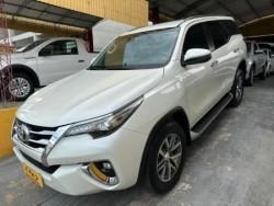 Toyota - Hilux SW4 SRX 4x4 2.8 TDI 16V