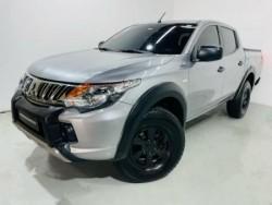 Mitsubishi - L200 Triton Sport Outdoor 2.4 CD 4x4