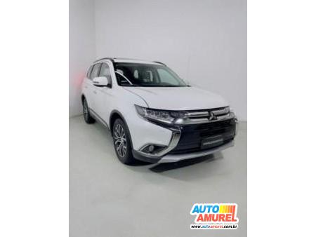 Mitsubishi - Outlander 2.2 165cv Diesel