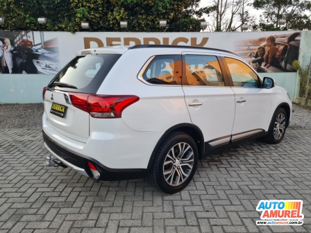 Mitsubishi - Outlander 2.2 165cv Diesel