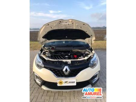 Renault - Captur Intense 1.6 16V Flex 5p