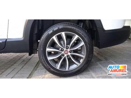 Fiat - Toro Volcano 2.0 16V 4x4 TB Diesel