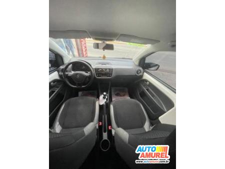 VolksWagen - Cross Up! 1.0 Total Flex 12V 5p