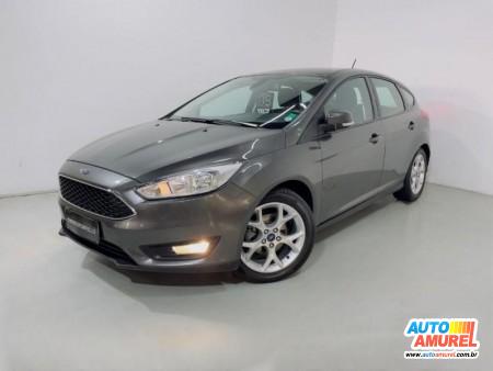 Ford - Focus Hatch SE 2.0 16V PowerShift