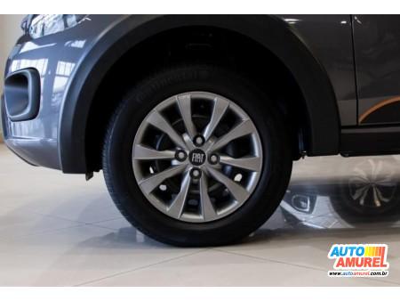 Fiat - Mobi Trekking 1.0 Flex 5p.