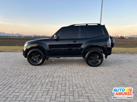 Mitsubishi - Pajero HPE Full 3.8 V6 250cv 5p Aut.