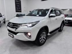 Toyota - Hilux SW4 SRX 4x4 2.8 TDI 16V