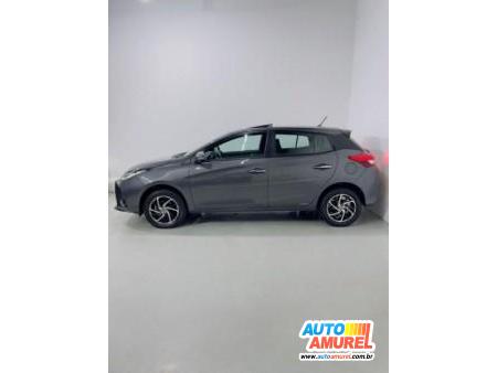 Toyota - Yaris XLS 1.5 Flex 16V 5p