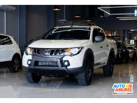 Mitsubishi - L200 Triton Savana GLS 2.4 4x4