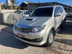 Toyota - Hilux SW4 4x4 3.0 8V TB Diesel