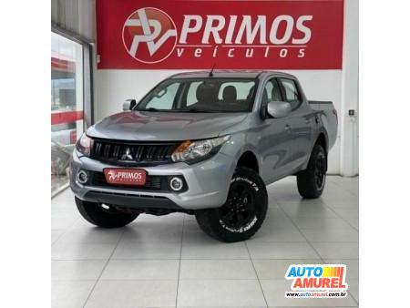 Mitsubishi - L200 Triton Sport GLX 2.4 CD