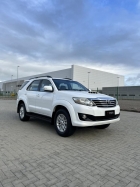 Toyota - Hilux SW4 SRV D4-D 4x4 3.0 TDI Dies. Aut