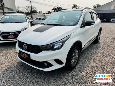 Fiat - Argo Trekking 1.3 8V Flex