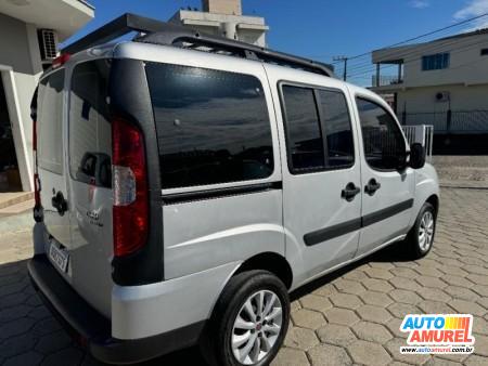 Fiat - Doblo Essence 1.8 Flex 16V 5p