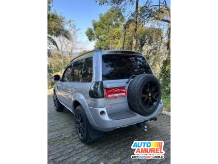 Mitsubishi - Pajero TR4 2.0 16V 131cv 4x4 Mec.