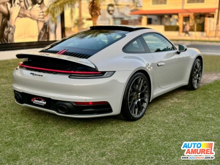 Porsche - 911 Carrera Coupé