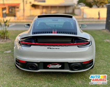 Porsche - 911 Carrera Coupé