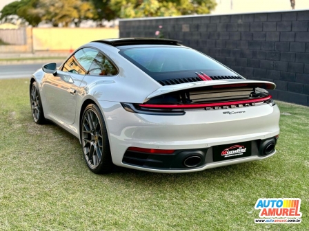 Porsche - 911 Carrera Coupé