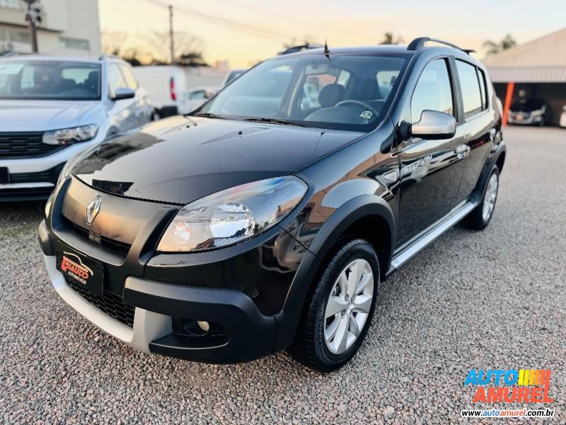 Renault - Sandero Stepway Flex 1.6 16V 5p