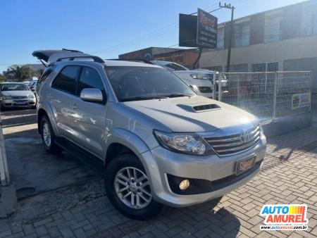 Toyota - Hilux SW4 4x4 3.0 8V TB Diesel