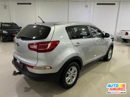 Kia Motors - Sportage LX 2.0 16V