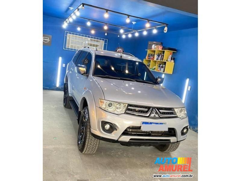 Mitsubishi - Pajero Dakar HPE 3.2 4x4 T.I Diesel 5p