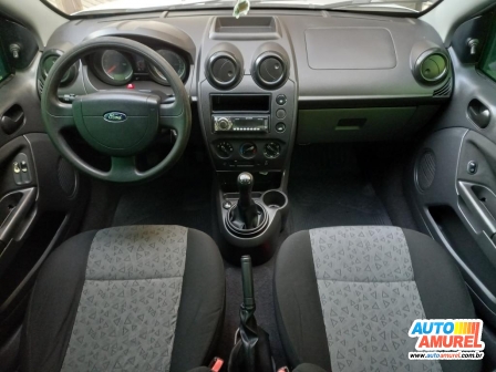 Ford - Fiesta Sedan  1.6 8V Flex 4p