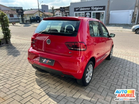 VolksWagen - Fox Connect 1.6 Flex 8V 5p