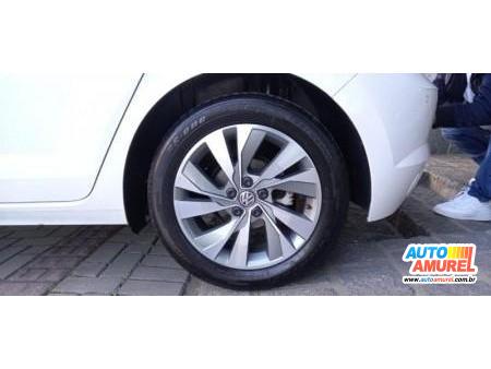 VolksWagen - Polo Comfortline 200 TSI 1.0 Flex 12V