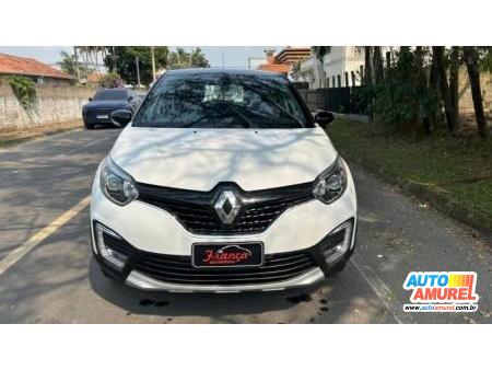 Renault - Captur Intense 1.6 16V Flex 5p