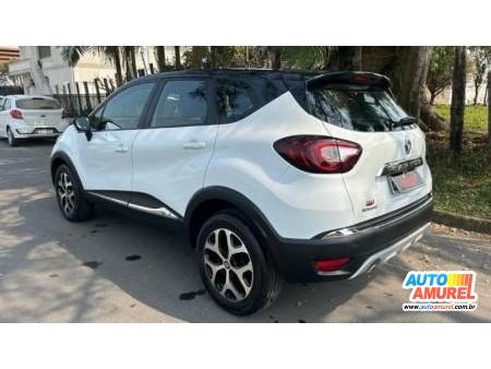 Renault - Captur Intense 1.6 16V Flex 5p