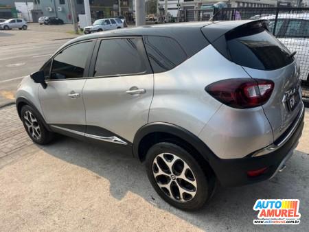 Renault - Captur Intense 2.0 16V Flex 5p