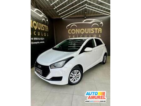 Hyundai - HB20 Confort 1.0 Flex 12V 