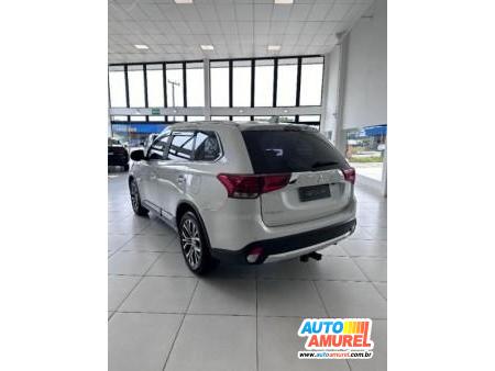 Mitsubishi - Outlander Comfort 2.0 16V