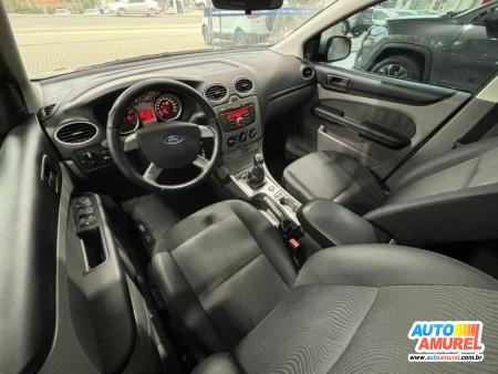 Ford - Focus Hatch SE 1.6 16V