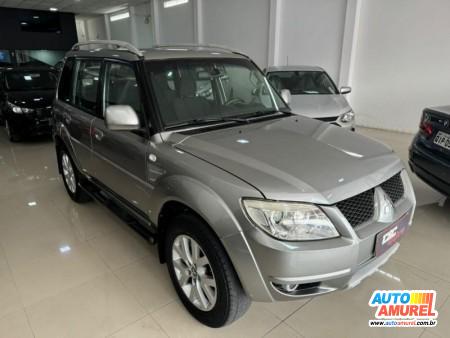 Mitsubishi - Pajero TR4 2.0 Flex 16V 4X2