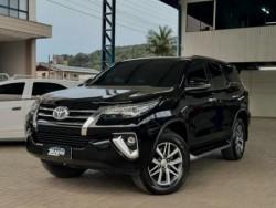 Toyota - Hilux SW4 SRX 4x4 2.8 TDI 16V