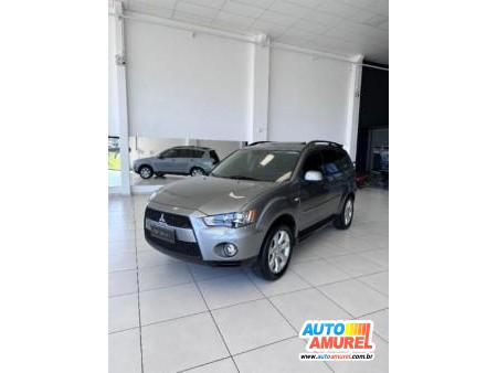 Mitsubishi - Outlander 2.0 16V 160cv 