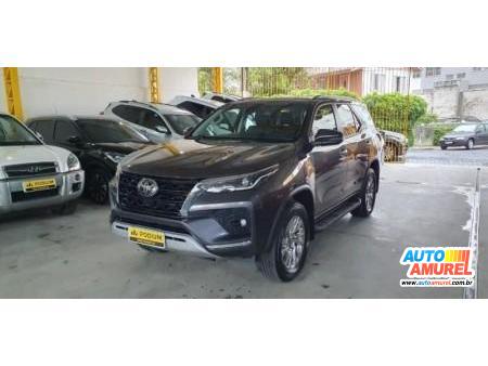 Toyota - Hilux SW4 SRX 4x4 2.8 TDI 16V