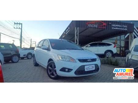 Ford - Focus 1.6 8V 103cv 5p