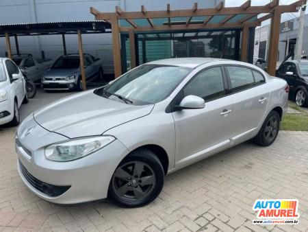 Renault - Fluence Sedan Dynamique 2.0 16V