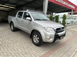 Toyota - Hilux CD SR 4x2 2.7 16V