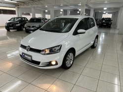 VolksWagen - Fox Connect 1.6 Flex 8V 5p